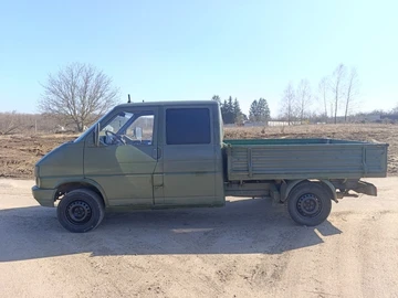 Авто Volkswagen Transporter 1998 № 8609458