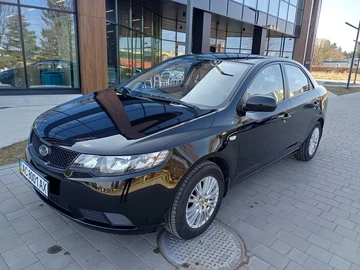Авто KIA Cerato Forte  2009 № 8609464