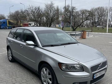 Авто Volvo V50 2006 № 8609514