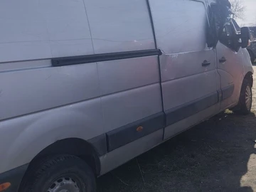 Авто Renault 4 2011 № 8609517