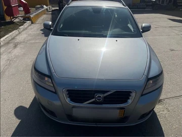 Авто Volvo V50 2008 № 8609773
