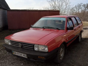 Авто Volkswagen Passat Variant 1988 № 8609785