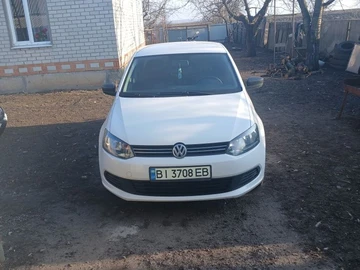 Авто Volkswagen Polo 2013 № 8610158