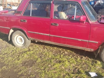 Авто ВАЗ 21101 1979 № 8610192