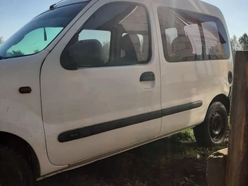 Авто Renault Kangoo Passenger 2000 № 8610247