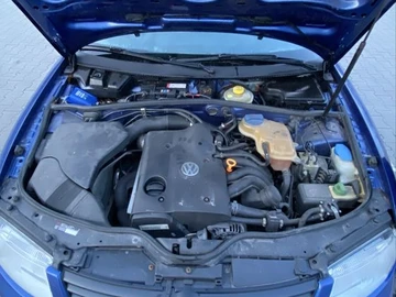 Авто Volkswagen Passat Variant 2000 № 8610249