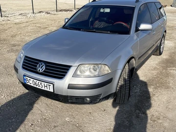 Авто Volkswagen Passat Variant 2002 № 8610251