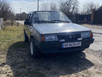 Авто ВАЗ 2109 1995 № 8610447