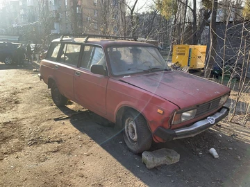 Авто ВАЗ 2104 1994 № 8610462