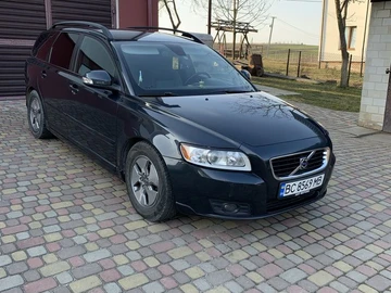 Авто Volvo V50 2009 № 8610560