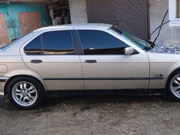 Авто BMW 3 Серия 1992 № 8610869