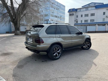 Авто BMW X5 2004 № 8610880