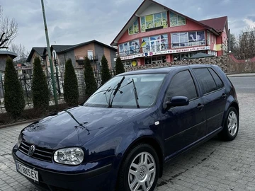 Авто Volkswagen Golf 2000 № 8610953