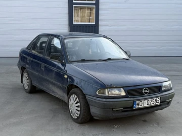 Авто Opel Astra 1999 № 8611007