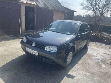 Авто Volkswagen Golf 2001 № 8611010