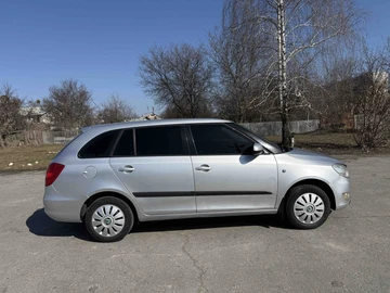 Авто Skoda Fabia 2011 № 8611228