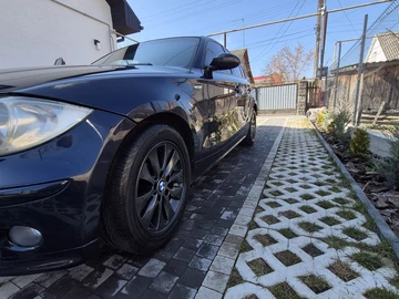 Авто BMW 1 Серия 2007 № 8611236