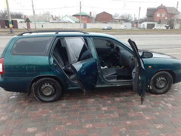 Авто Daewoo Nubira 1997 № 8611274