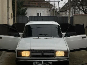 Авто ВАЗ 2107 1998 № 8611379