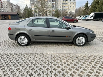 Авто Renault Laguna 2004 № 8611550