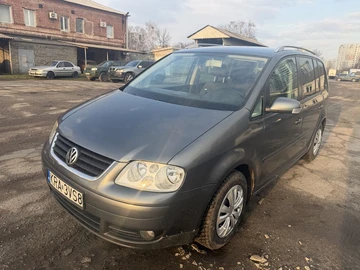 Авто Volkswagen Touran 2006 № 8611570
