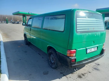 Авто Volkswagen Transporter 2001 № 8611609