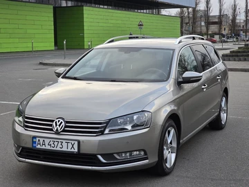 Авто Volkswagen Passat Variant 2013 № 8611661