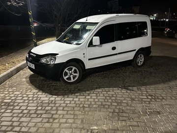 Авто Opel Combo 2005 № 8611672