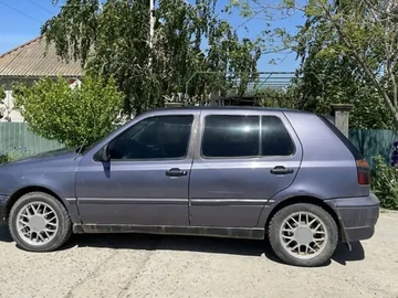 Авто Volkswagen Golf 1996 № 8612055