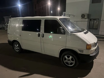 Авто Volkswagen Transporter 1998 № 8612303