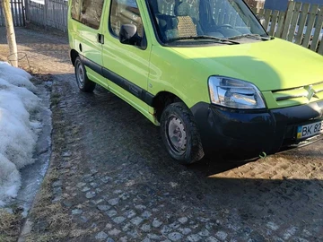 Авто Citroen Berlingo 2005 № 8612497