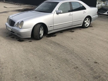 Авто Mercedes E Серия 2001 № 8612504