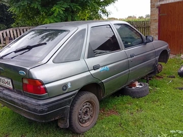 Авто Ford Escort 1991 № 8612516