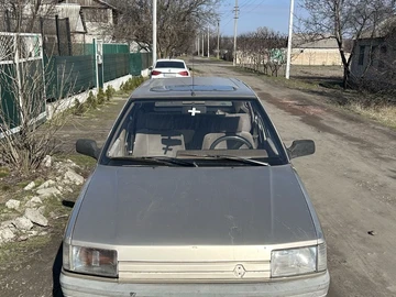 Авто Renault 21 1995 № 8612996