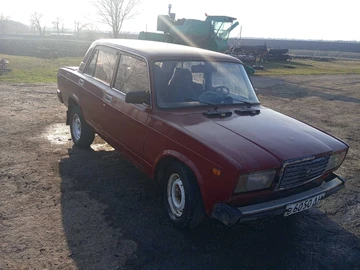 Авто ВАЗ 2107 2000 № 8613012