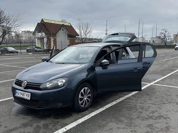 Авто Volkswagen Golf 2010 № 8613372