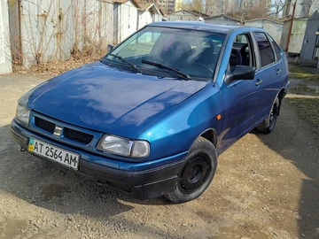 Авто SEAT Cordoba 1993 № 8613611