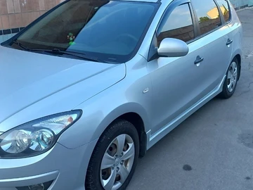 Авто Hyundai I30 2011 № 8613636