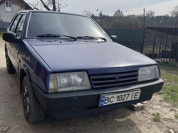 Авто ВАЗ 2109 1998 № 8613686