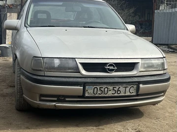 Авто Opel Vectra 1993 № 8613697