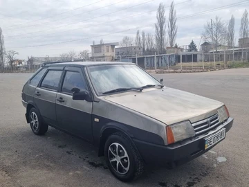 Авто ВАЗ 2109 2000 № 8613702