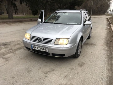 Авто Volkswagen Bora 2002 № 8613894