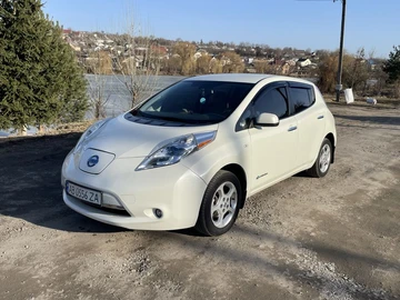 Авто Nissan Leaf 2012 № 8613993
