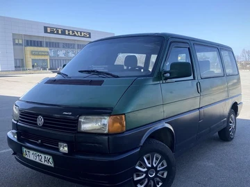 Авто Volkswagen Transporter 1993 № 8613999