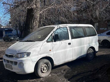 Авто Hyundai H200 2001 № 8614006
