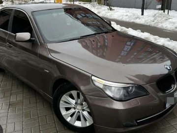 Авто BMW 5 Серия 2004 № 8614009