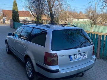 Авто Volkswagen Passat Variant 2002 № 8614205