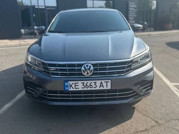 Авто Volkswagen Passat Sedan 2018 № 8614217