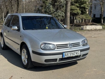 Авто Volkswagen Golf 2002 № 8614262