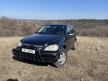 Авто Mercedes Ml Серия 2002 № 8614515